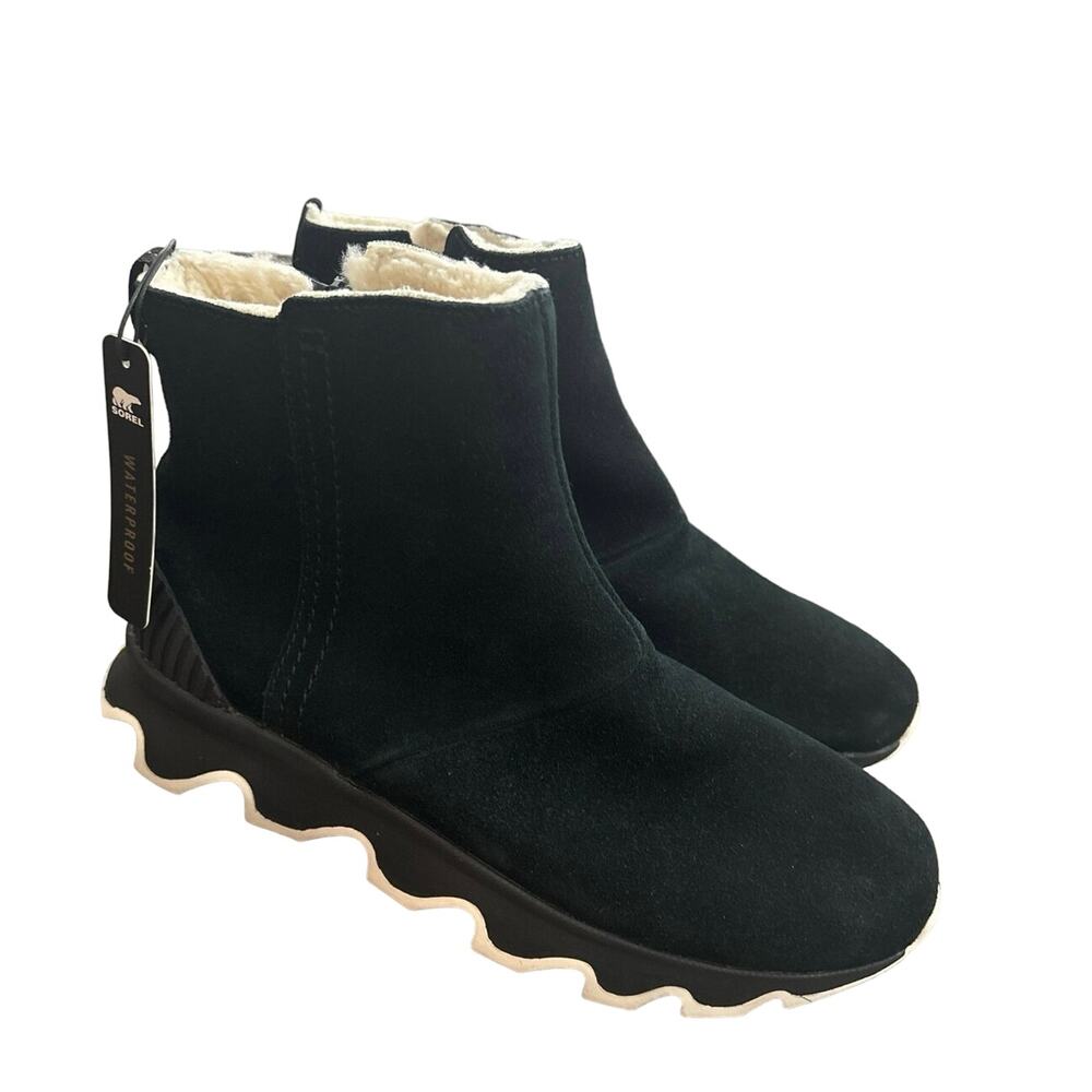 NEW Sorel Kinetic Short Waterproof Boot In Black Size 7.5